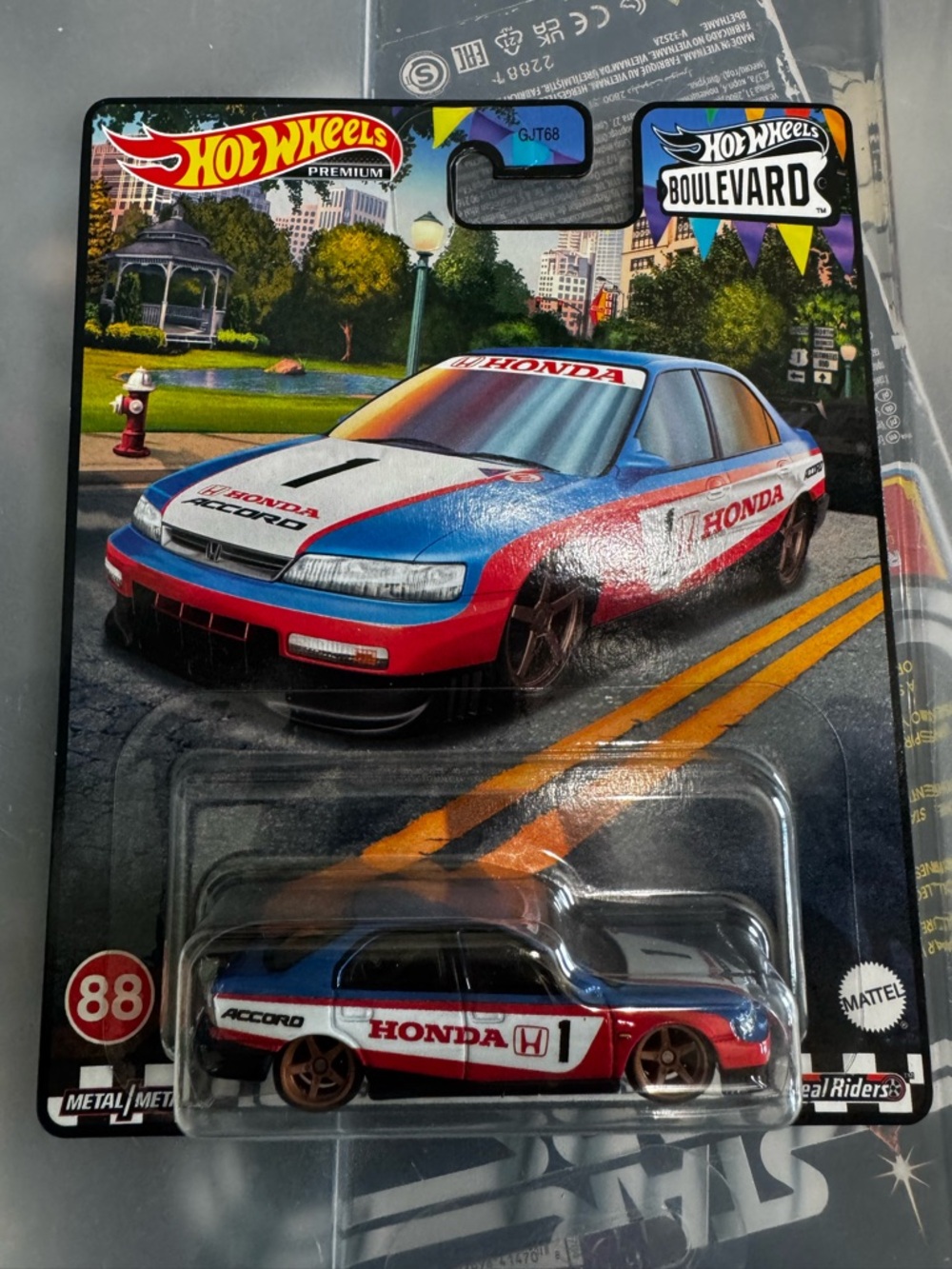 Hot Wheels Boulevard Honda Accord Die-Cast Car - Red/White/Blue